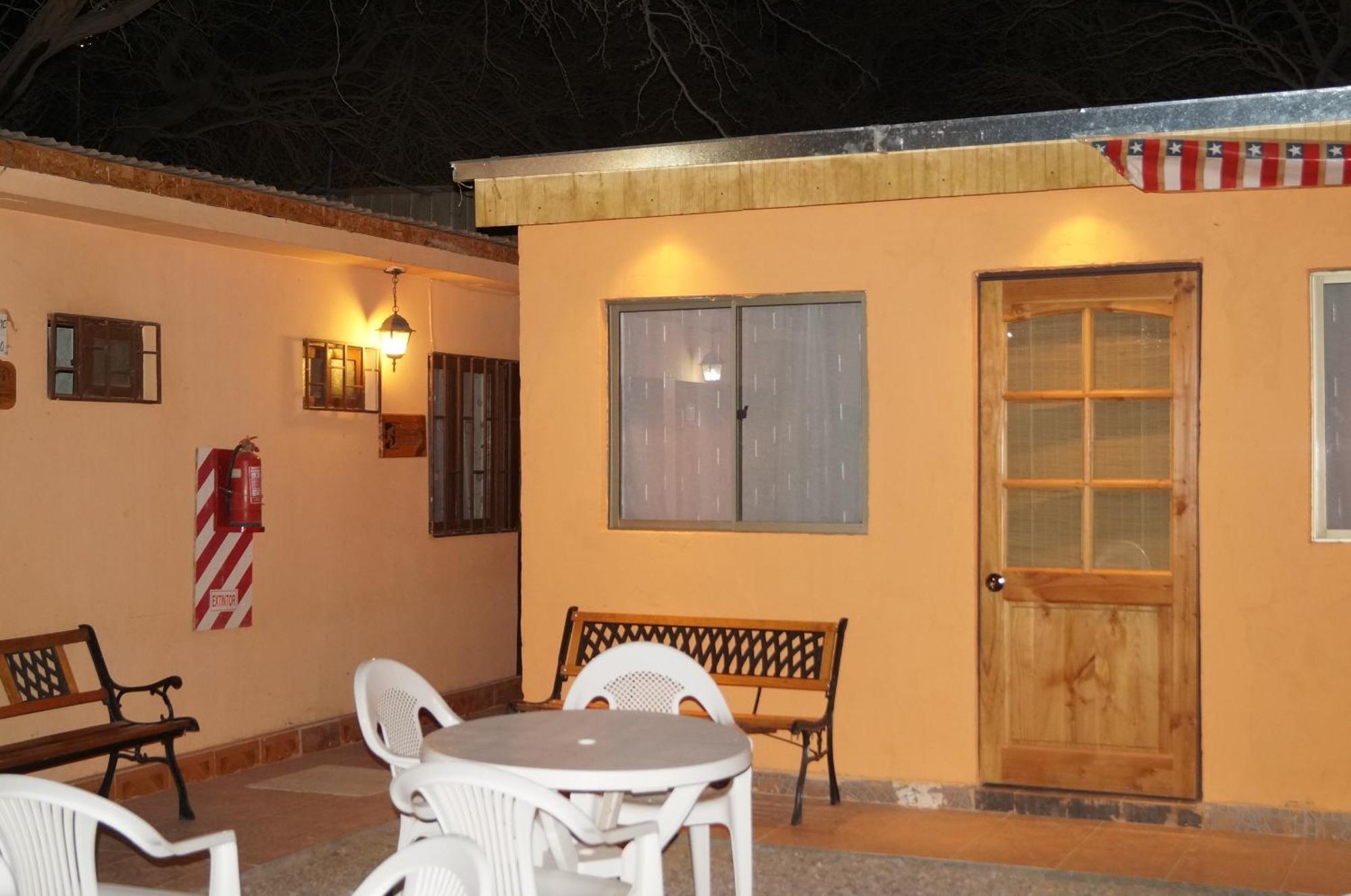 סן פדרו דה אטקאמה Hostal Intipara מראה חיצוני תמונה